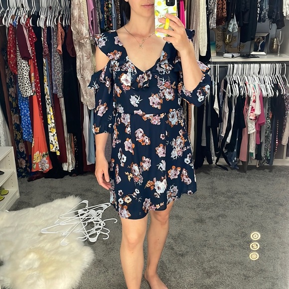 Navy cut off shoulder dress - Picture 5 of 7